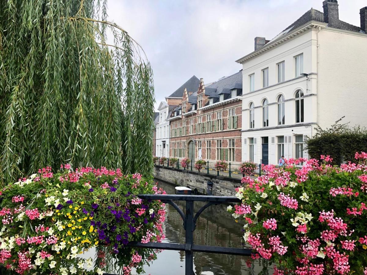 Comic Art Hotel Gent Eksteriør bilde